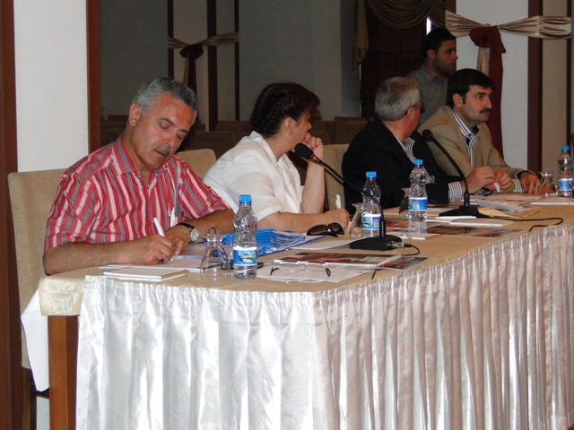 REFERANDUM ÖNCESİ BÖLGE EĞİTİM TOPLANTILARI -7- NİĞDE’DE YAPILDI